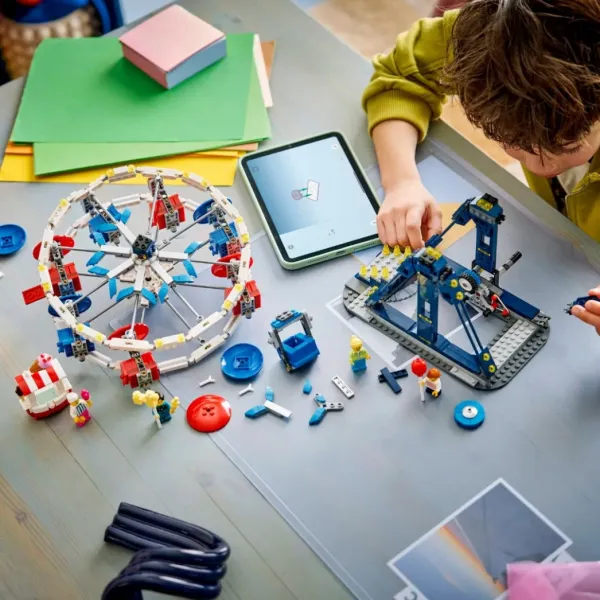 Конструктор LEGO Creator Знакове колесо огляду (31389)
