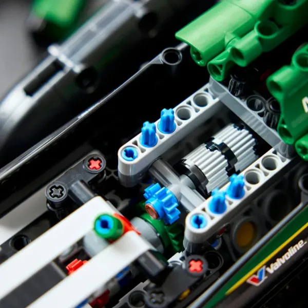 Конструктор LEGO Technic Автомобіль Формула-1 Aston Martin Aramco AMR25 (42240)