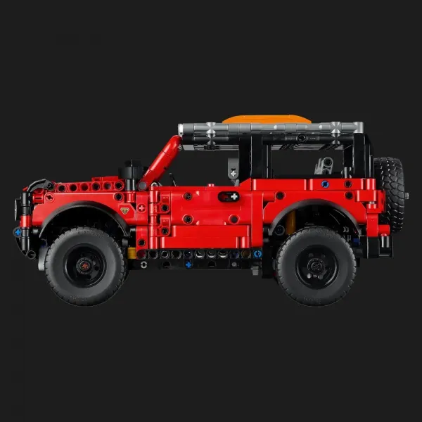 Конструктор LEGO Technic Ford Bronco SUV (42213)