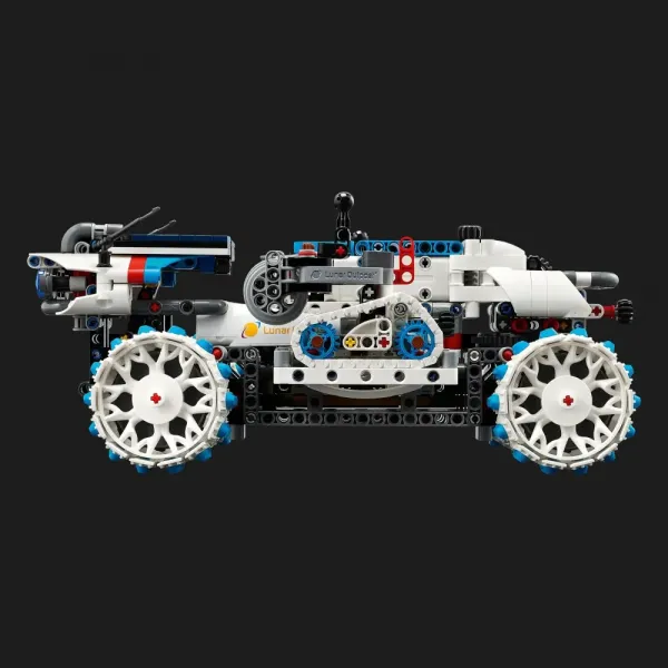 Конструктор LEGO Technic Місяцехід Lunar Outpost. Космічний корабель (42211)